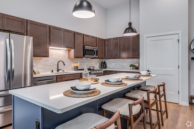 Interior Photo - Evoni