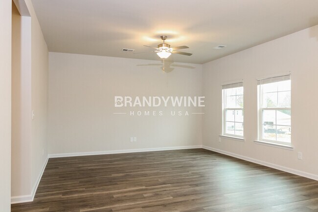 Foto del edificio - ABBOTS GLEN! NEW Lower Rental Rate Leasing...
