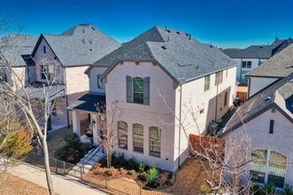 Building Photo - 8325 Mint Mews