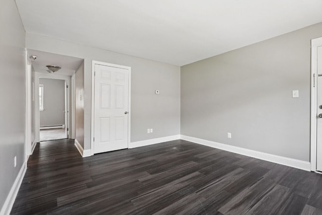 Building Photo - 227 Washington Ave