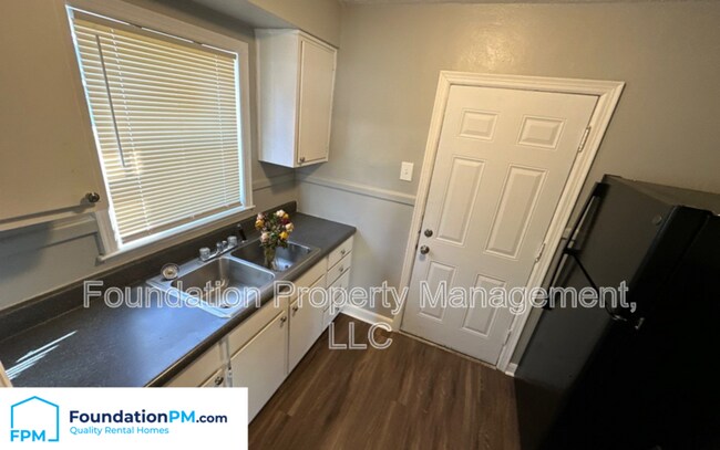 Building Photo - 1409 Semmes St