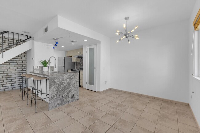 Foto del edificio - 72592 Edgehill Dr