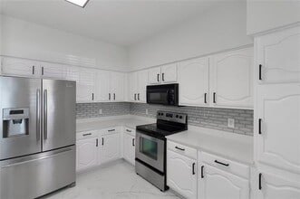 Building Photo - 2835 Keller Springs Rd