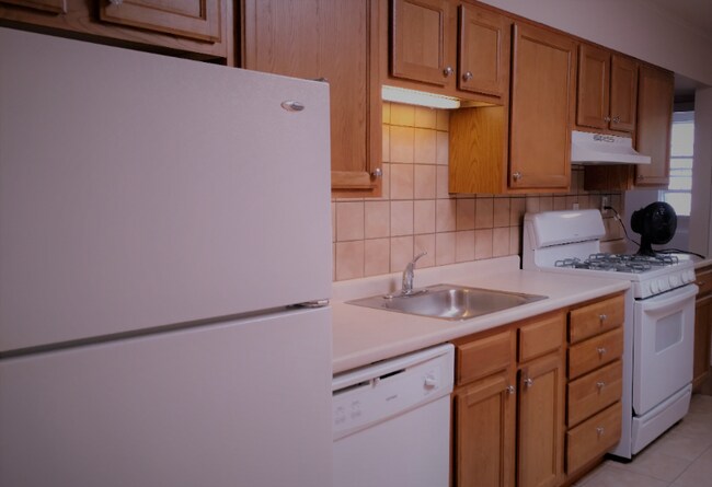 Foto del edificio - 7314 Devon St