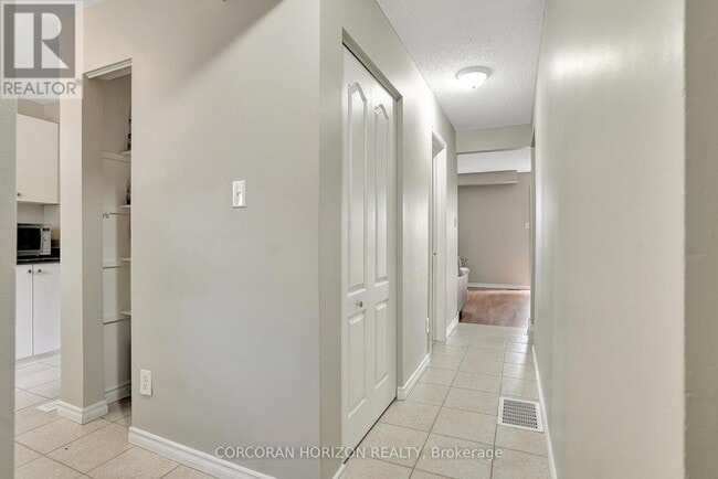 Building Photo - 175 Cedar St