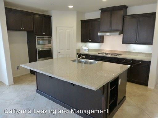 Building Photo - 4 br, 3.5 bath House - 28677 Farrier Drive
