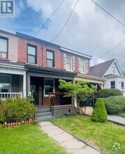 Building Photo - 134 1/2 Olive Ave