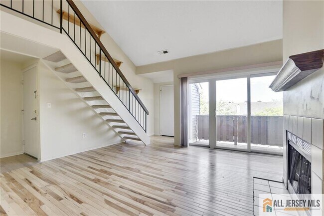 Foto del edificio - 7507 Tamarron Dr