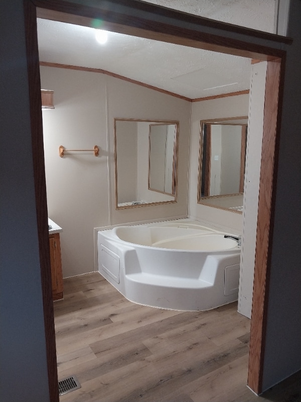 Building Photo - 209 2nd St SW