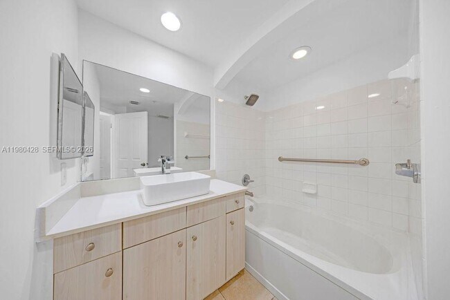 Building Photo - 9172 Collins Ave