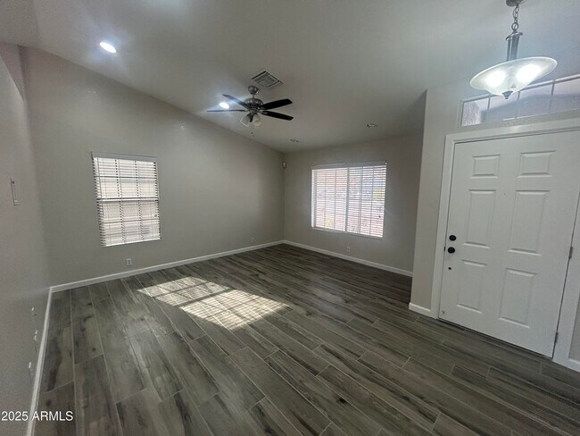 Foto del edificio - 5129 W Wescott Dr