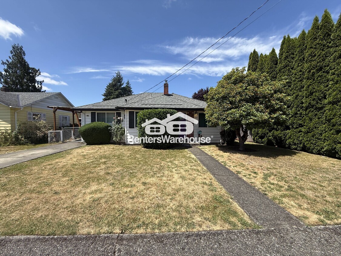 Foto principal - 1315 H St SE