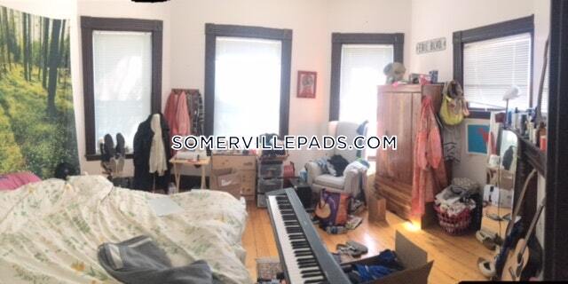 Foto del edificio - 56 School St