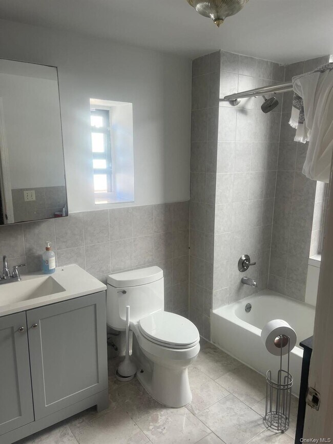 Foto del edificio - 23 Main St