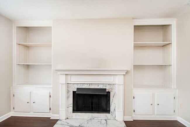 Foto del edificio - 515 Gammon Ln