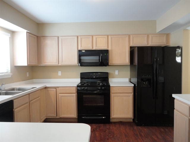 Building Photo - 13964 Isle Royal Cir