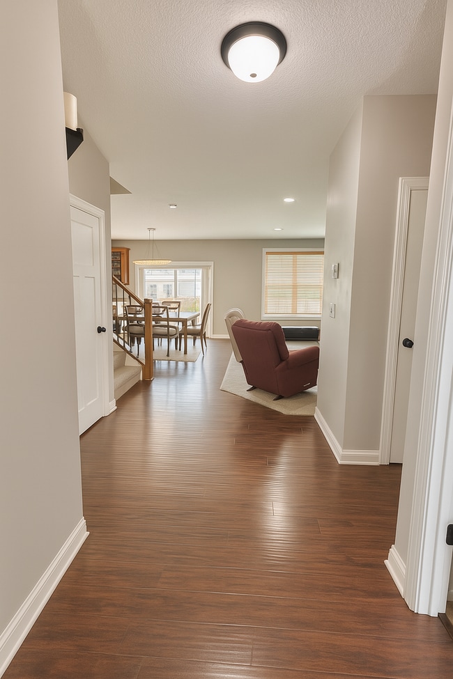 Building Photo - Beautifully Spacious 4bed 3.5bath Home, in...