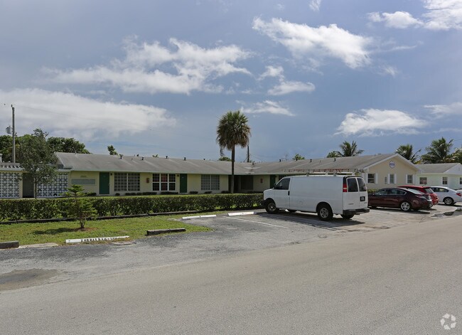 Foto del edificio - 717 NE 13th Ct