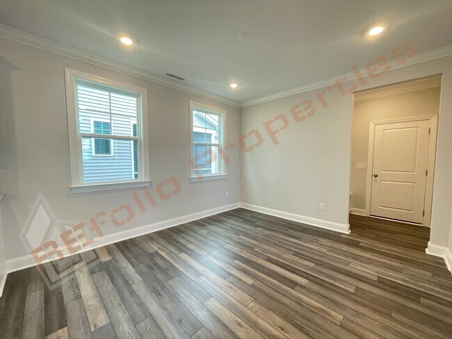 Foto del edificio - Gorgeous Brand New 4 Bedroom 3 Bath Home w...