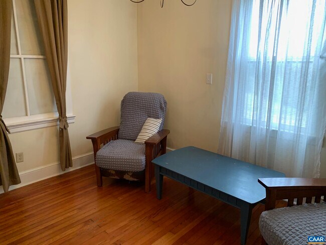 Foto del edificio - 759 Deer Crossing Ln