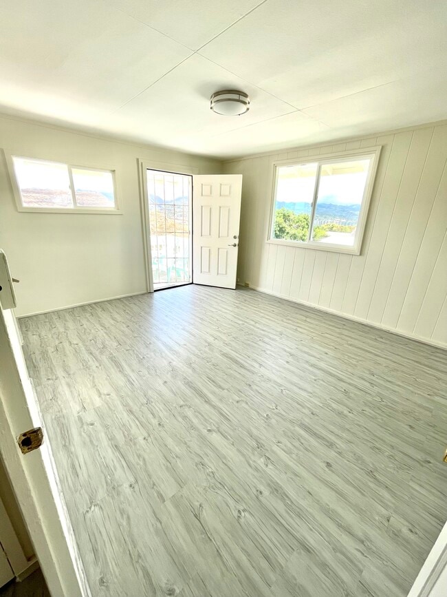 Building Photo - 3538 Puuku Mauka Dr