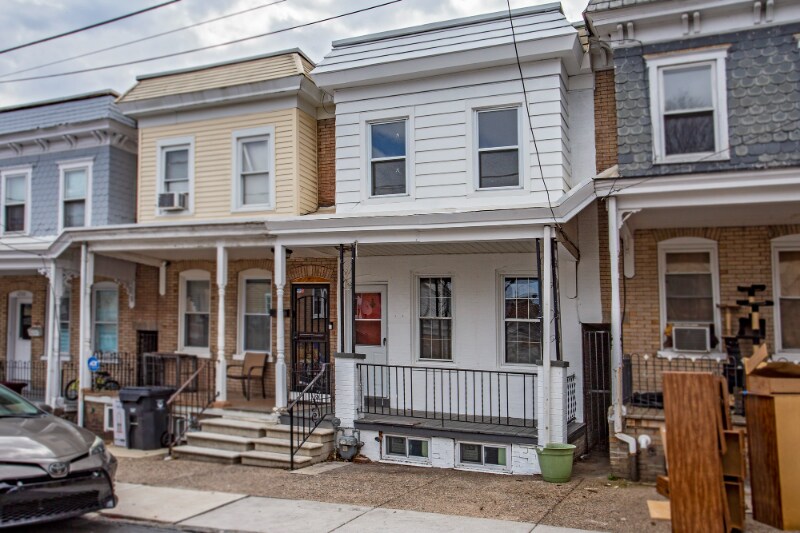 Foto principal - 1210 Elm St