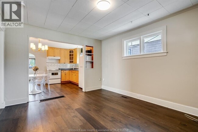 Building Photo - 1062 Lena Ave