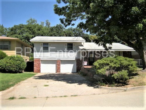 Primary Photo - 3104 N Grant Ave