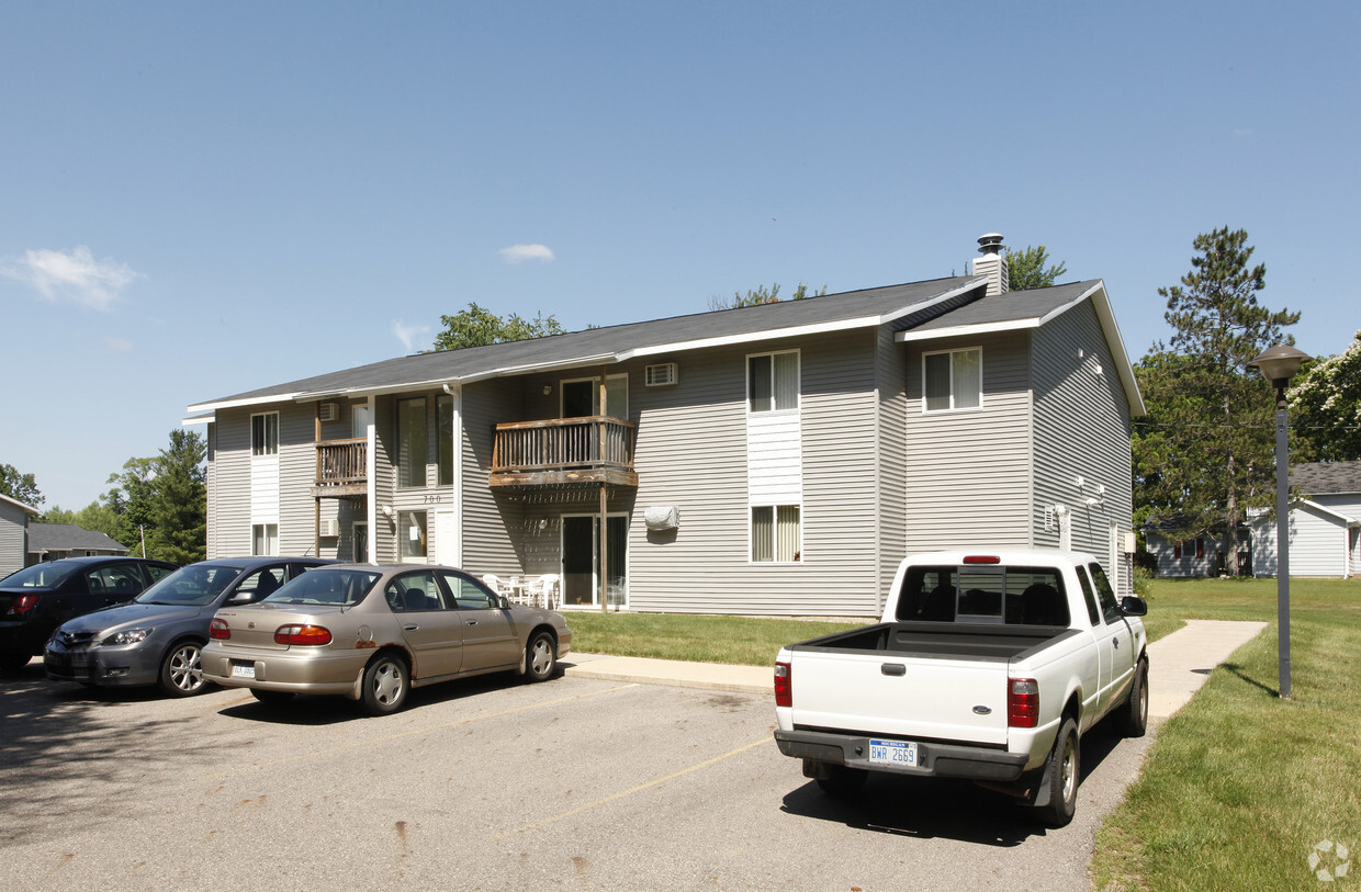 Primary Photo - East End Apartments