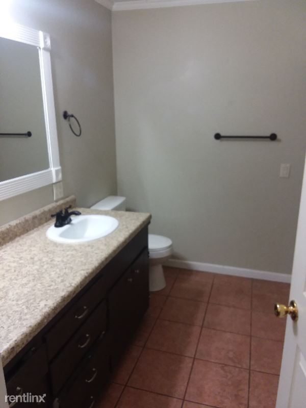Building Photo - 3 br, 2 bath House - 214 Fisher Rd