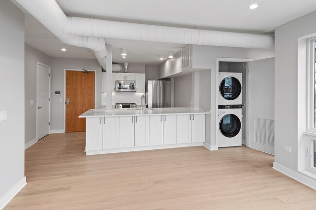 Foto del edificio - 4637 N Ashland Ave