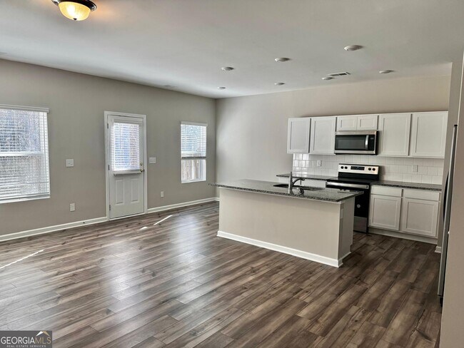 Building Photo - 1397 Ben Park Way