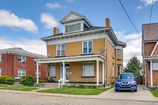 Building Photo - 5112 Towers Terrace