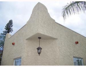 Building Photo - 404 S M St