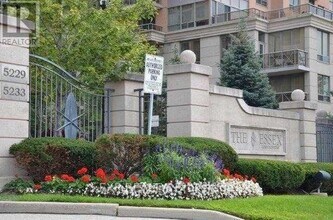 Building Photo - 5233 Dundas St W