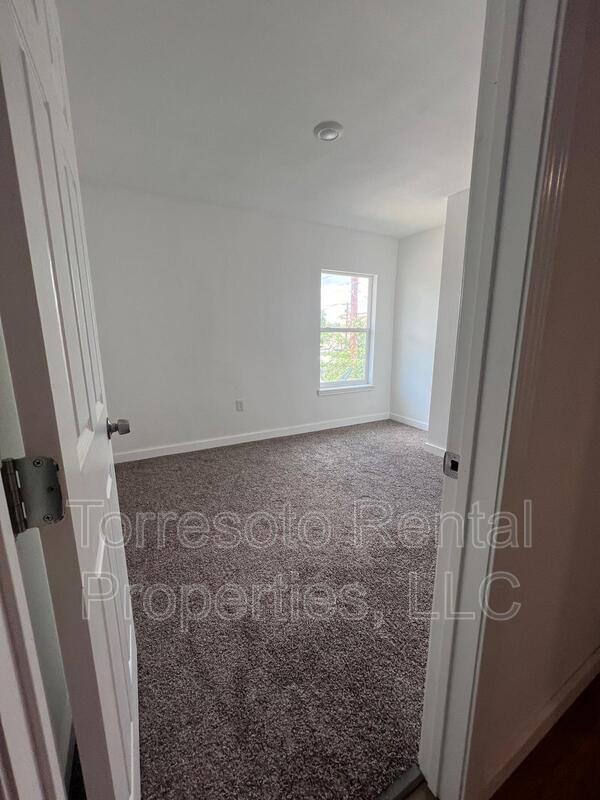 Foto del edificio - 224 W Pyron Ave