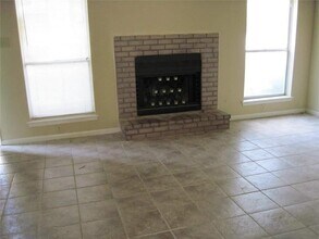 Building Photo - 12300 Brookglade Cir