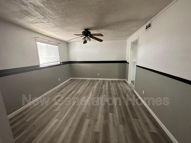 Building Photo - 1250 Chiricahua Dr