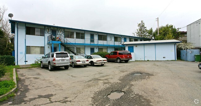 Building Photo - 3757 Kerner