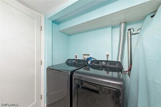 Building Photo - 16001 Amberwood Lake Ct