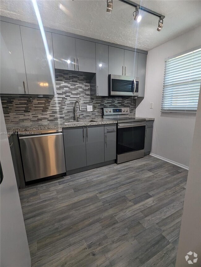 The Knolls Apartments under 700 Miramar, FL 14 Rentals