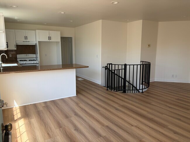Foto del edificio - 3111 Bayview Dr