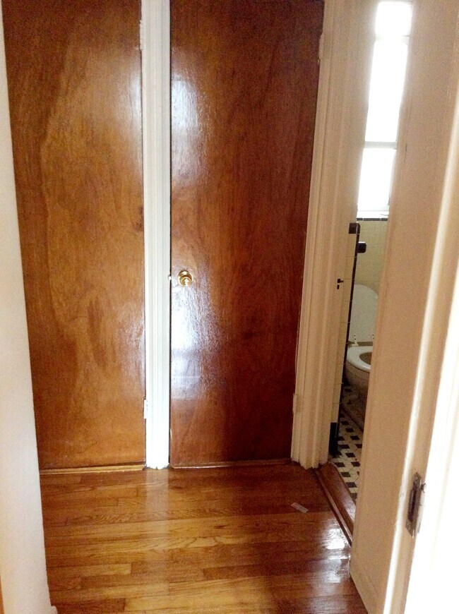 Foto del edificio - 111-56 76th Dr