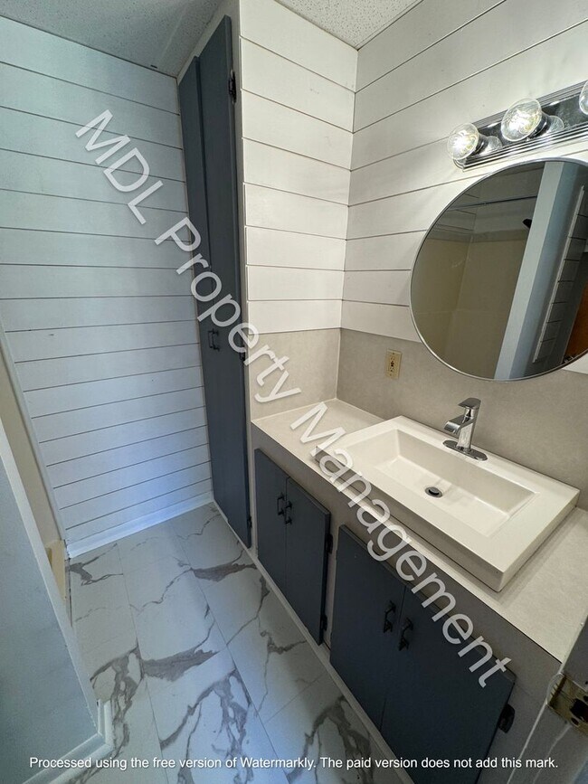 Foto del edificio - 206 Harold St