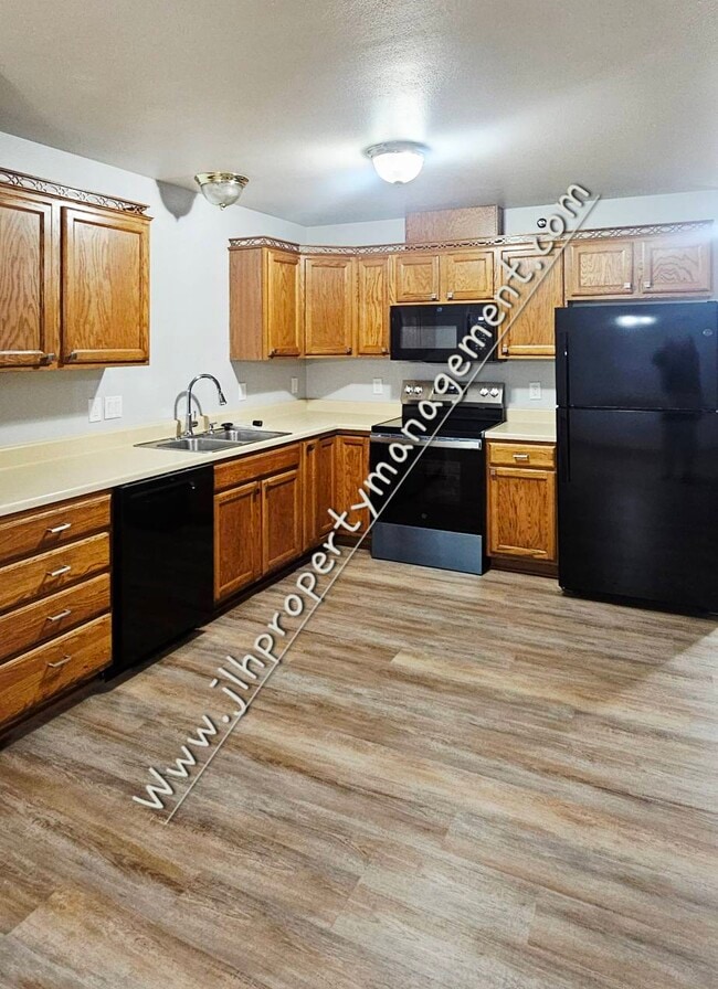 Foto del edificio - 1776 S Hance Dr