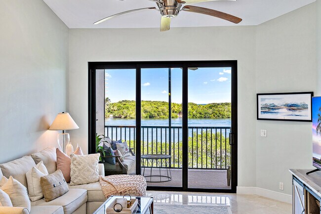 Foto del edificio - 200 Waterway Rd