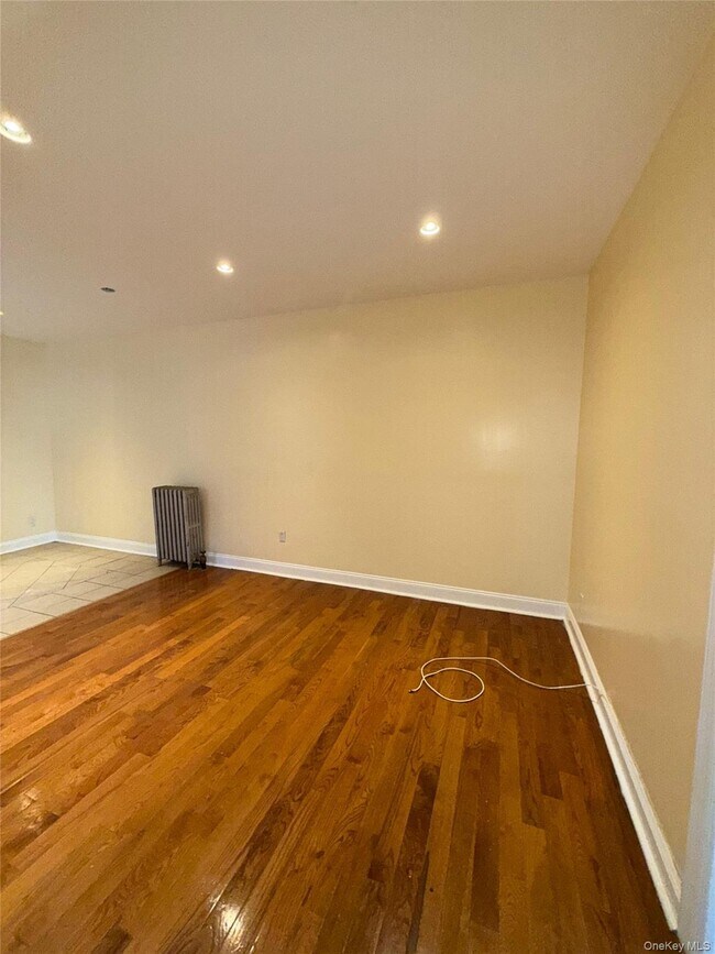 Foto del edificio - 132 E 52nd St