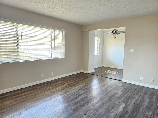 Photo - 3701 Emerald St (Torrance, CA) Apartment