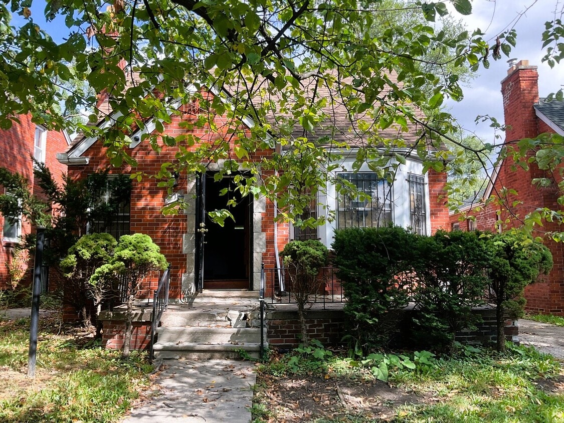 Building Photo - 8276 sussex
