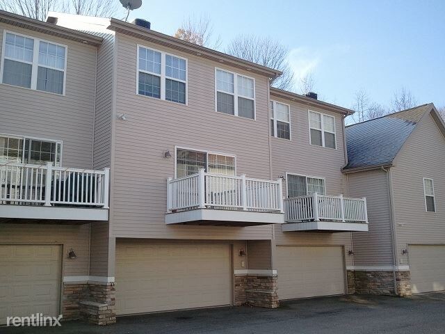 Foto del edificio - 3464 Rivers Edge Dr
